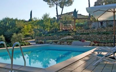 Gli Appartamenti Di Manuela: Swimming Pool, Property, Real Estate, House, Building, Leisure, Resort, Home, Backyard, Villa