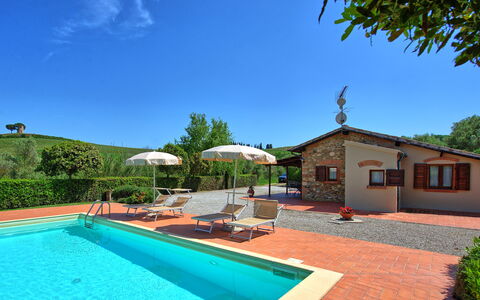 Cuccardino: Water, Plant, Sky, Building, Swimming Pool, Tree, Shade, Architecture, Window, Outdoor Furniture