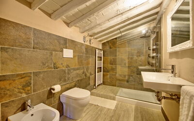 Accommodation:&nbsp;Montegufoni 28