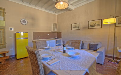 Accommodation:&nbsp;Montegufoni 28