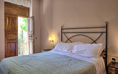 Accommodation:&nbsp;Villa Acciaioli