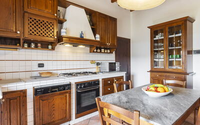 Accommodation:&nbsp;Le Buche 890.1