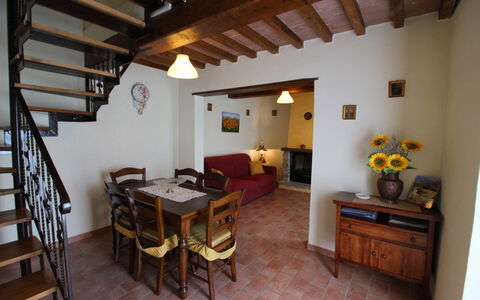 Poggio del Fabbro: Room, Property, Building, House, Furniture, Interior Design, Real Estate, Floor, Ceiling, Table