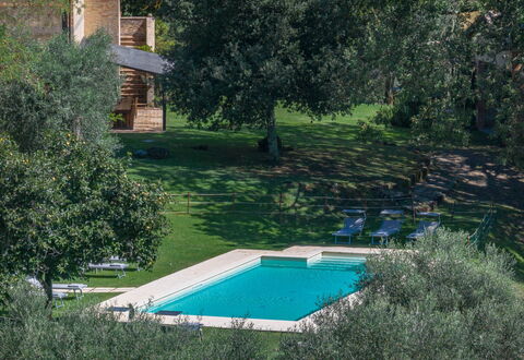 Castello D'Ombrone: Water, Plant, Building, Swimming Pool, Tree, Window, Natural Landscape, Shade, Grass, Shrub