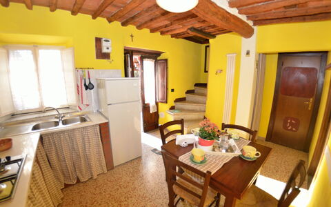 Casa Daniel: Room, Property, Building, House, Interior Design, Furniture, Real Estate, Ceiling, Home, Kitchen