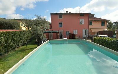 Casa Daniel: Property, Swimming Pool, House, Building, Real Estate, Villa, Home, Leisure, Residential Area, Estate