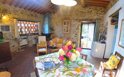 Il Nido: Property, Room, Building, House, Interior Design, Furniture, Home, Real Estate, Living Room, Table