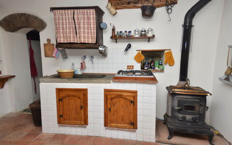 Vignoli: Furniture, Room, Property, Wood, House, Kitchen, Woodworking, Hearth, Interior Design, Floor