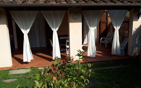 Al Vecchio Pozzo: Property, House, Building, Cottage, Resort, Real Estate, Gazebo, Home, Hacienda, Landscape