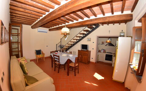 Al Vecchio Pozzo: Room, Property, Building, Real Estate, Attic, House, Furniture, Interior Design, Beam, Ceiling