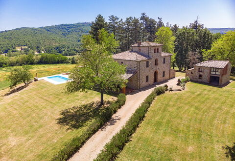 Villa Fabbri: Sky, Plant, Building, Window, Tree, Natural Landscape, House, Land Lot, Residential Area, Grassland