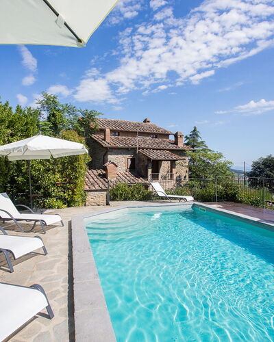 Villa i Cocciai: Swimming Pool, Property, Real Estate, Building, House, Vacation, Estate, Villa, Resort, Leisure