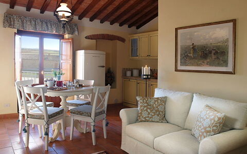 Accommodation:&nbsp;Dante Alighieri