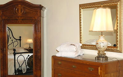 Accommodation:&nbsp;Botticelli