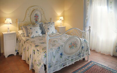 Accommodation:&nbsp;Luca Signorelli