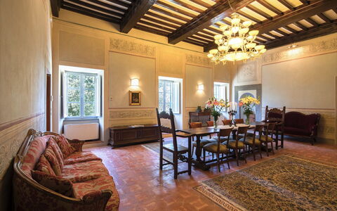 Villa Ivana - Cortona: Room, Property, Building, Ceiling, Interior Design, Estate, House, Real Estate, Furniture, Living Room