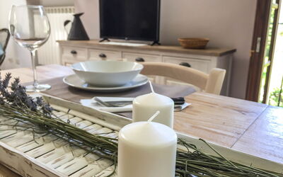 Accommodation:&nbsp;Smemorina