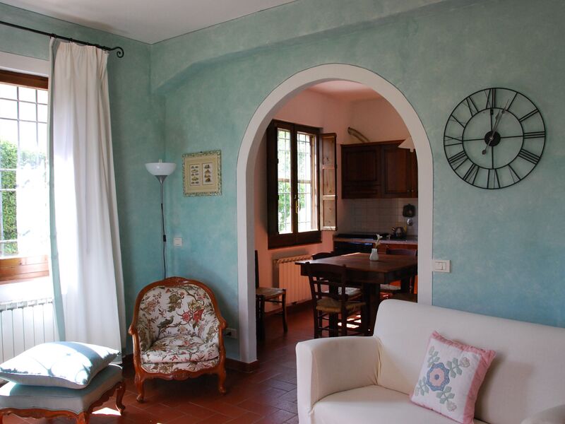 agriturismo-cabbiavoli-chianti-multiproperty-fienile-giallo-melo-living-room