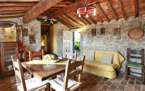Borgo Antico Paolo: Property, Room, Building, Interior Design, Furniture, Ceiling, Real Estate, House, Beam, Dining Room