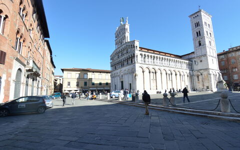 San Michele: City, Landmark, Town, Building, Town Square, Human Settlement, Public Space, Architecture, Plaza, Street