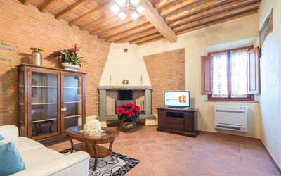 Turchese: Property, Room, Building, Interior Design, Furniture, House, Ceiling, Real Estate, Living Room, Floor