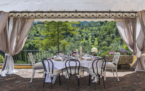 Villa Solaria: Property, Furniture, Tablecloth, Room, Interior Design, Curtain, Canopy, Table, Shade, Real Estate