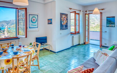 Olivi Del Mesco - Levanto: Room, Property, Building, Real Estate, Furniture, Azure, House, Interior Design, Living Room, Floor