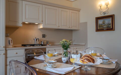 Il Marchese Di Ronta: Room, Property, Countertop, Kitchen, Furniture, Cabinetry, Interior Design, Building, Real Estate, House