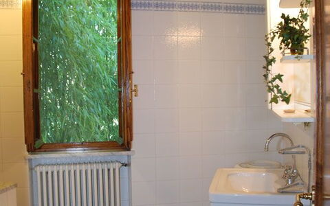 Casa Tonio: Bathroom, Room, Property, Building, House, Interior Design, Floor, Architecture, Ceiling, Home