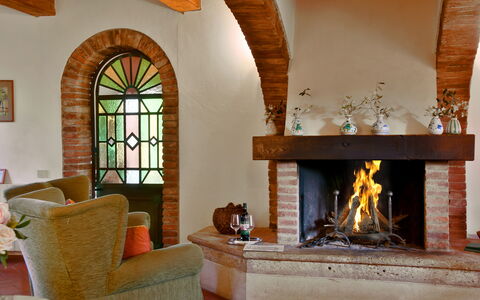 La Capanna: Interior Design, Wood, Furniture, Flooring, Hearth, Floor, Home, Room, Ceiling, Living Room