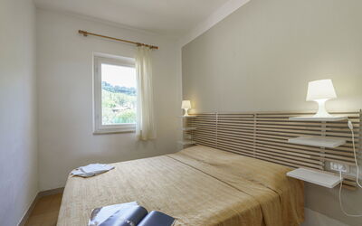 Accommodation:&nbsp;Elbamar Lacona 1 615.4
