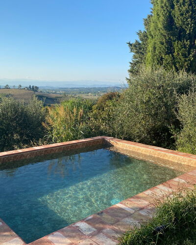 Torre di Meo: Water, Property, Sky, Plant, Natural Landscape, Grass, Rectangle, Tree, Swimming Pool, Landscape