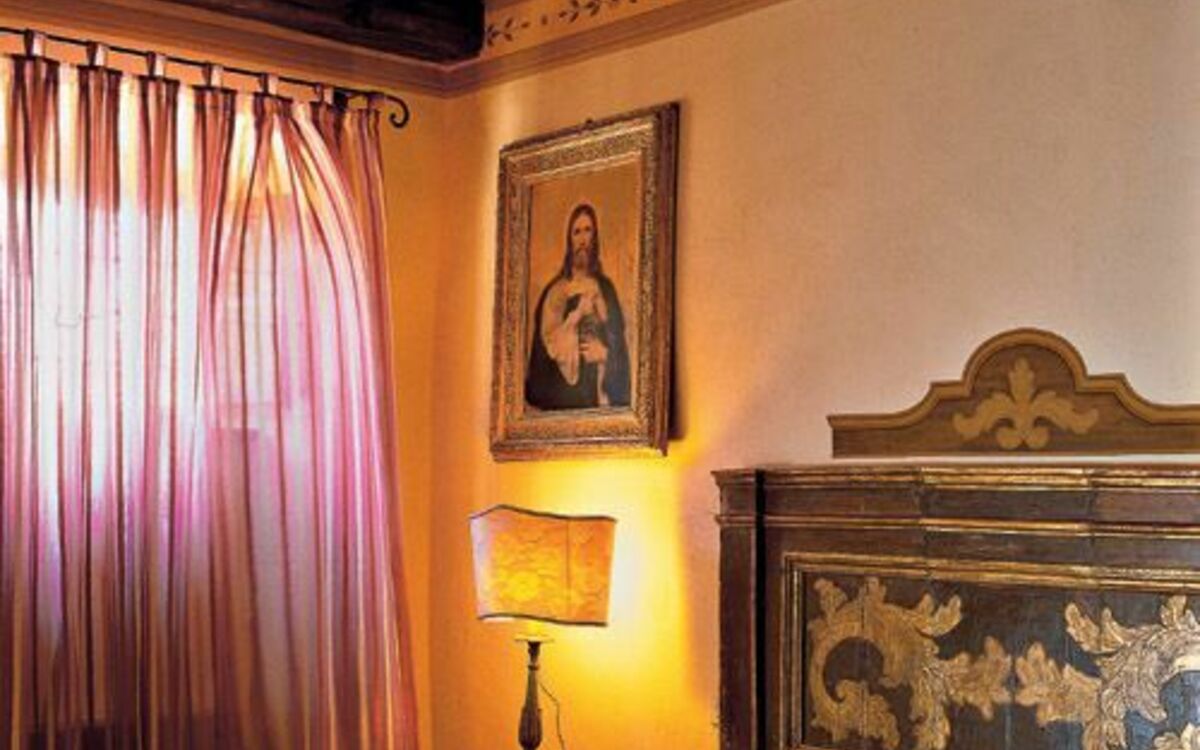 Accommodation:&nbsp;Classic Double Room