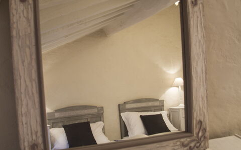 Accommodation:&nbsp;Family Suite Hydro