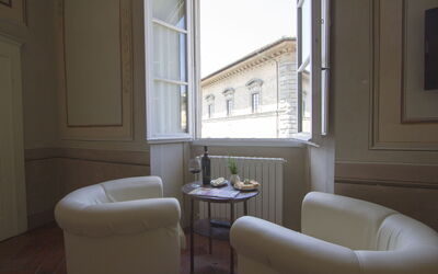 Accommodation:&nbsp;Passion Suite Baldacchino