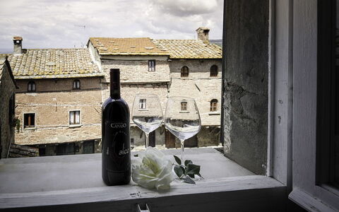 Casa Caterina: Bottle, Window, Glass Bottle, Wine Bottle, Wall, Town, Architecture, House, Building, Wine