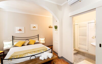 Accommodation:&nbsp;Suite Via Boni