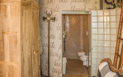 Accommodation:&nbsp;Eleonora 955.4