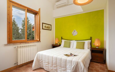 Accommodation:&nbsp;Girasole