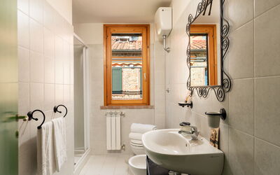 Accommodation:&nbsp;Erica