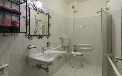 Accommodation:&nbsp;Garofano