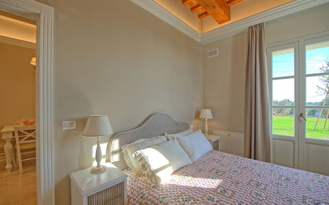 Il Sole Di Vino: Bedroom, Room, Property, Furniture, Bed, Bed Sheet, Interior Design, Building, Bed Frame, Ceiling