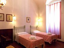 Accommodation:&nbsp;Senni 1