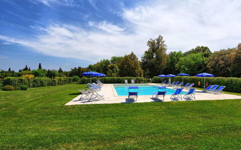 La Rimessa: Property, Grass, Swimming Pool, Sky, Lawn, Real Estate, Land Lot, Architecture, House, Leisure