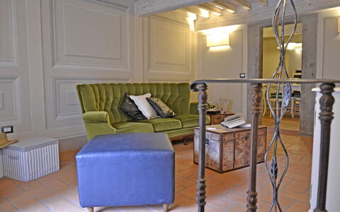 Appartamento Tommasi Fierli: Room, Furniture, Interior Design, Property, Building, Living Room, Wall, Ceiling, House, Floor