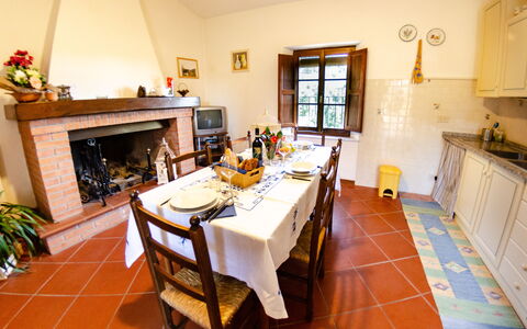 Orto Degli Olivi Proprietà: Room, Property, Furniture, Dining Room, Building, Interior Design, Floor, House, Real Estate, Table