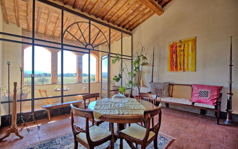 Palazzo Del Capitano: Room, Property, Building, Interior Design, House, Real Estate, Furniture, Table, Estate, Architecture