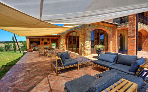 Villa Massimiliano: Property, Room, Home, Building, Real Estate, House, Estate, Furniture, Patio, Living Room