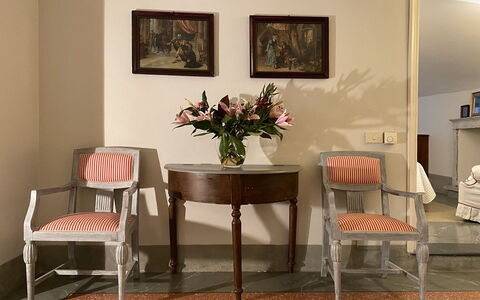 Il Mezzanino: Room, Furniture, Table, Interior Design, Dining Room, Floor, Chair, Kitchen & Dining Room Table, Building, Living Room
