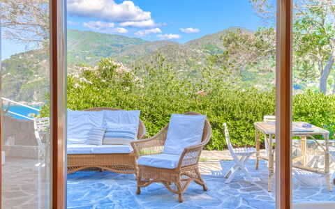 Il Giardino Sul Mare - Levanto: Property, Room, Natural Landscape, Furniture, Real Estate, House, Building, Patio, Interior Design, Vacation